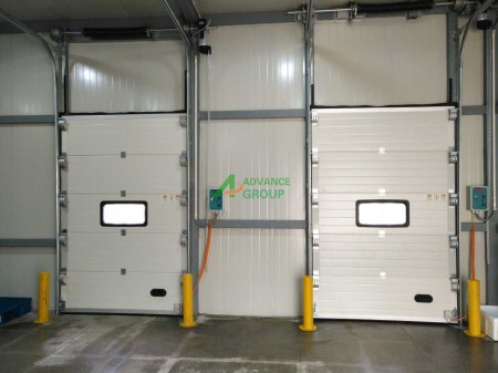 Insulated Industrial Sectional Overhead Door, Automatic Lifting Door for Warehouse Factory Loading D 1