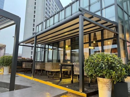 PVC Retractactable Pergola 2